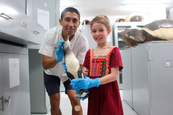 Sophie and Gustavo Jimenez, Senior Researcher, at the Charles Darwin Collections Room 