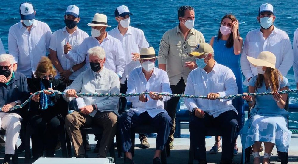 Firma del decreto para creación de la nueva Reserva Marina de Galápagos 