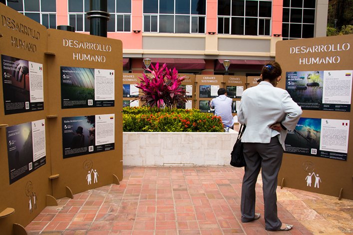 Galería al aire libre de los 500 mejores proyectos de la 5ta edición  de los Premios Latinoamérica Verde 2018. 