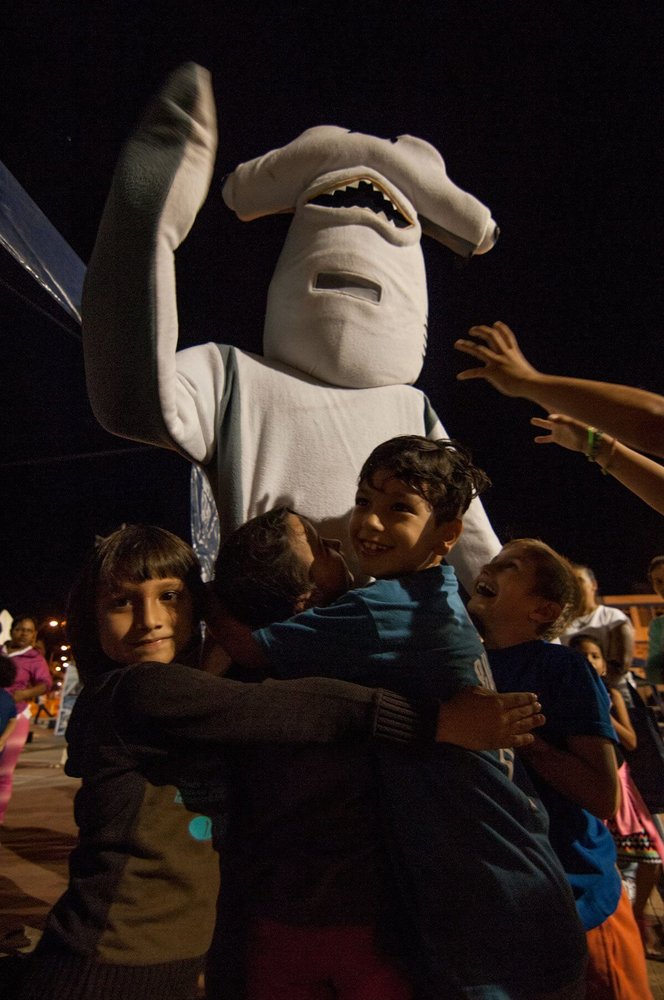 Guillo The Hammerhead Shark and kids.