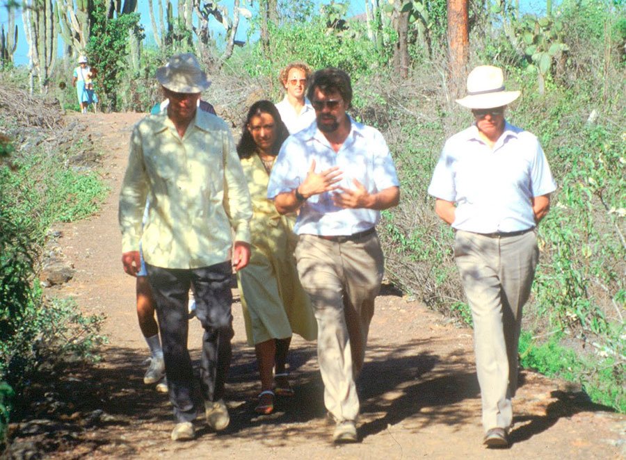 Günter Reck and Prince Philip during a tour around the Charles Darwin Research Station. Photo from: CDRS Library.