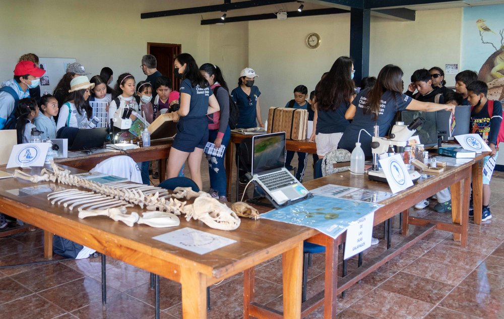 Los visitantes a la Casa Abierta también pudieron conocer sobre las Colecciones de Historia Natural que custodia la FCD. Foto: Rashid Cruz, FCD.