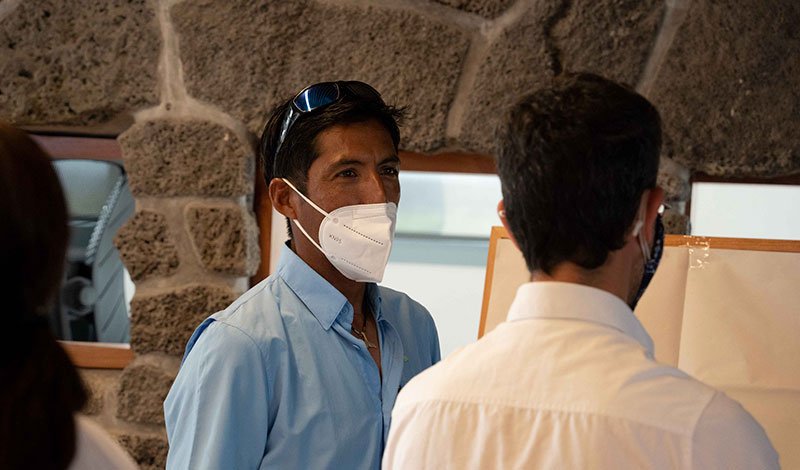 Manuel Yépez, fundador del emprendimiento Galápagos Artesanal Sea Food . Foto: Camilo Cruz, FCD.