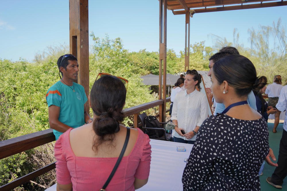 Manuel Yépez, presentando su emprendimiento