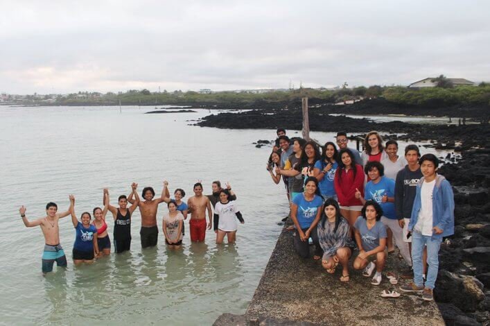 Shark-ambassadors group and CDF’s instructors.