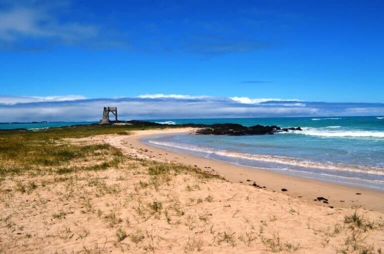 View of the beach in front of Puerto Villamil.